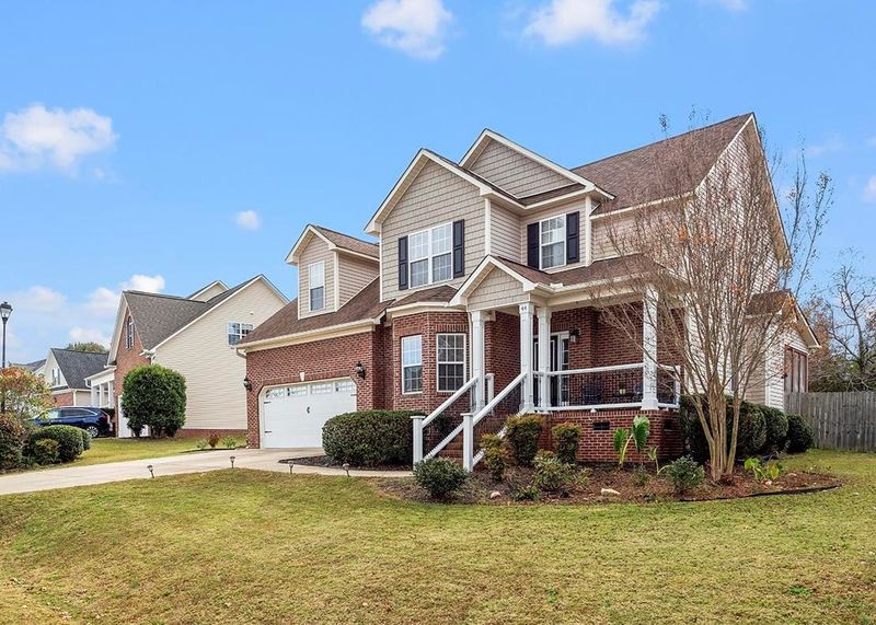 44 River Knoll Dr, Clayton, NC 27527