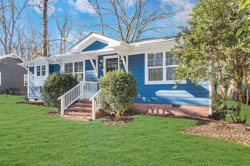 44 Rogerson Dr, Chapel Hill, NC 27517