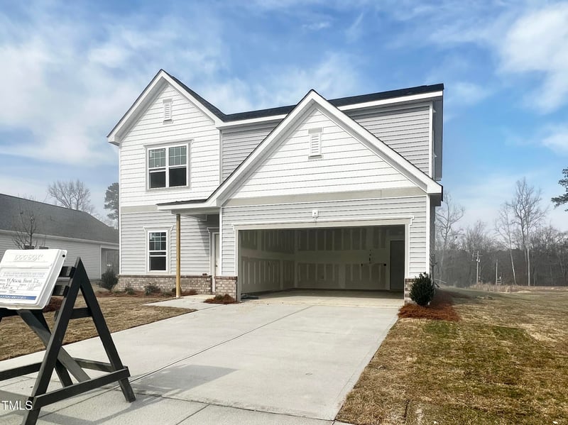 44 Rolling Banks Dr, Louisburg, NC 27549