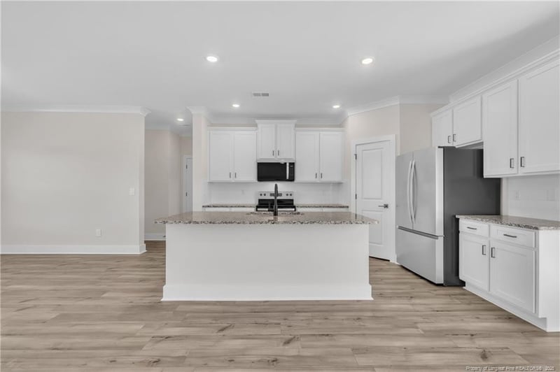 44 Teepee Dr, Lillington, NC 27546