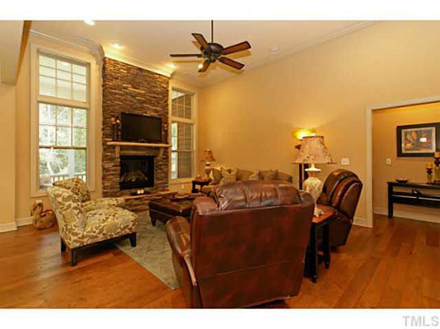 44 Willow Bend Ct, Clayton, NC 27527