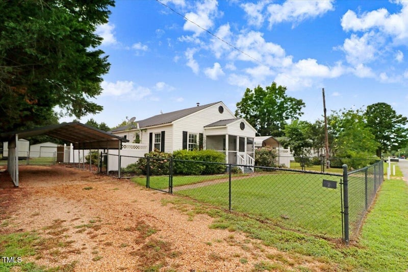 440 Church St, Coats, NC 27521