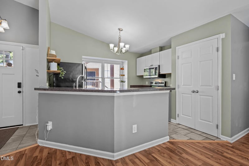 440 Dickens Dr, Raleigh, NC 27610