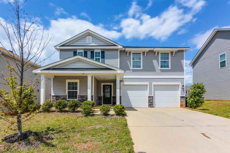 440 Kerriann Ln, Clayton, NC 27520