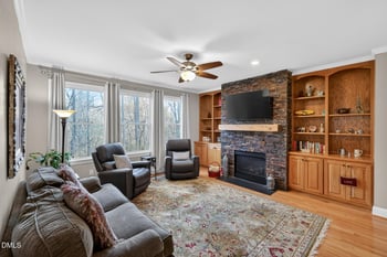 440 Longwood Dr, Youngsville, NC 27596