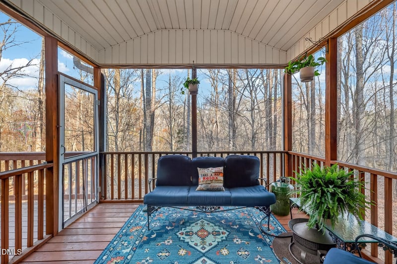 440 Longwood Dr, Youngsville, NC 27596