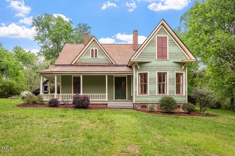 440 W Salisbury St, Pittsboro, NC 27312