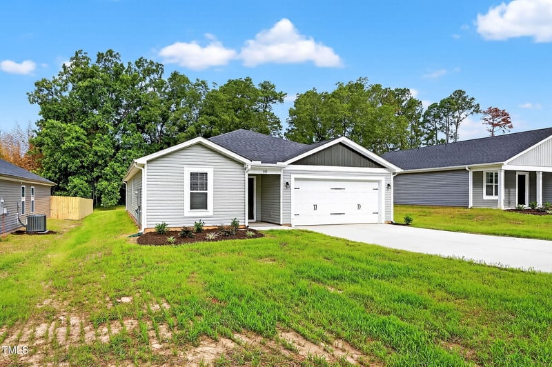 440 Windemere Dr, Fayetteville, NC 28314