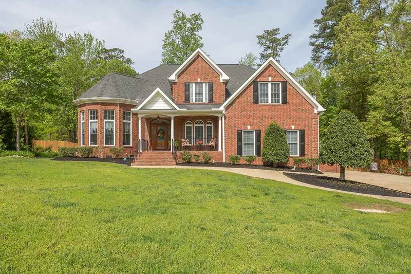 4400 Deer Pointe Dr, Raleigh, NC 27616