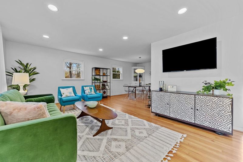 4401 Jessup Dr, Raleigh, NC 27603