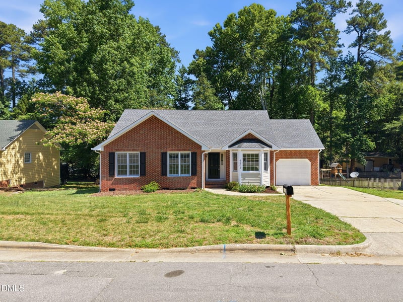 4401 Willow Lake Rd, Raleigh, NC 27616
