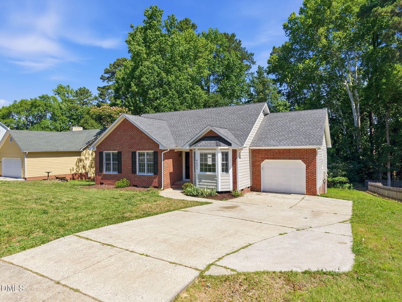 4401 Willow Lake Rd, Raleigh, NC 27616