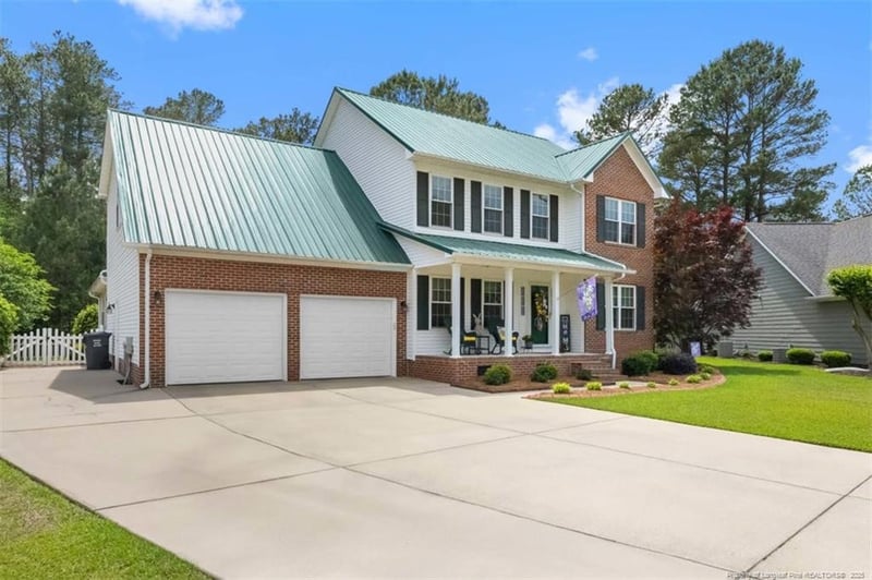 4402 Bluebush Dr, Fayetteville, NC 28312