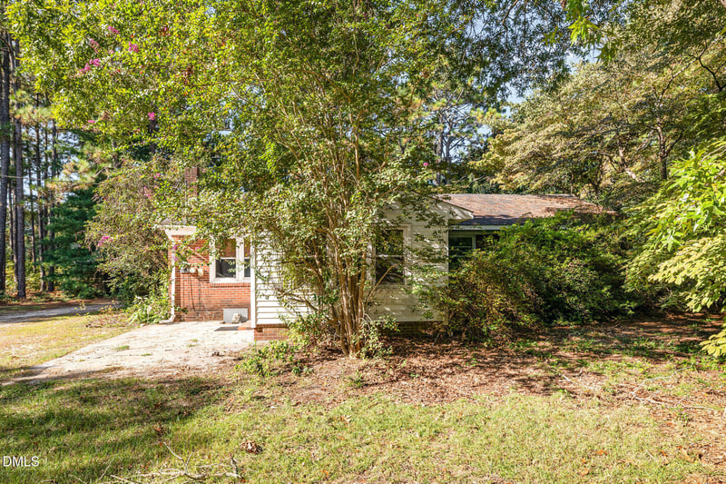 4402 Bluff St, Fayetteville, NC 28311