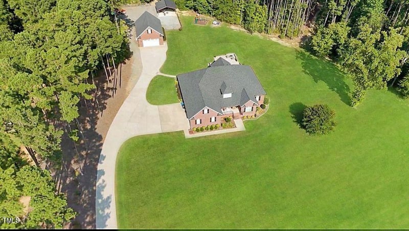 4402 Farrell Rd, Sanford, NC 27330