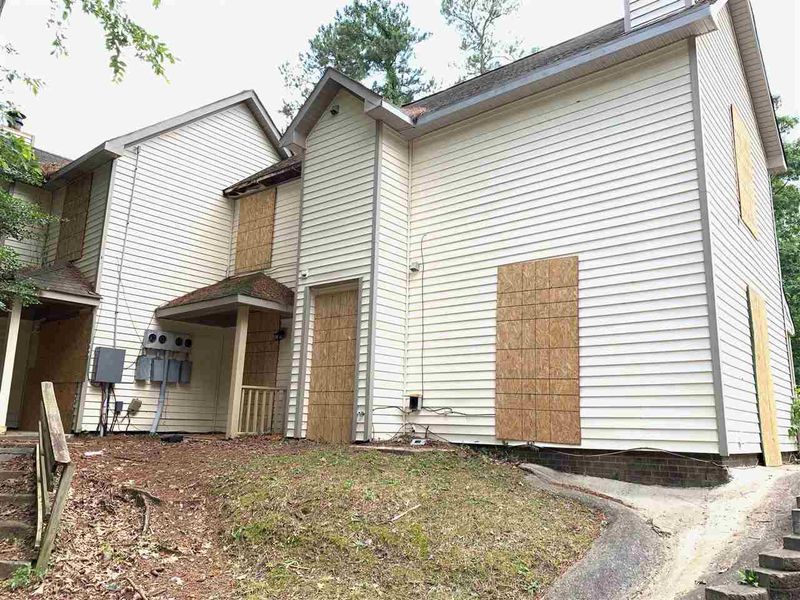 4404 Brockton Dr, Raleigh, NC 27604