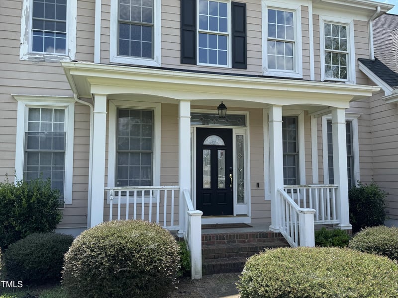 4404 Deer Knoll Ct, Raleigh, NC 27603