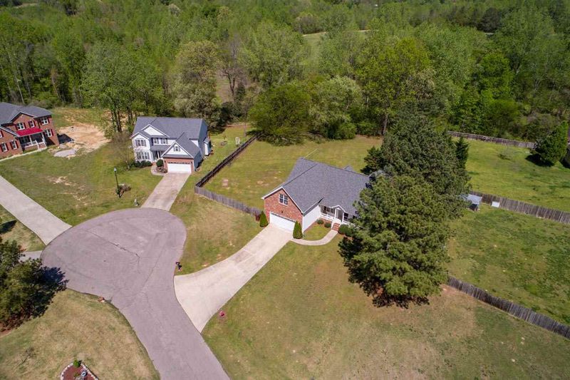 4404 Grassy Field Dr, Raleigh, NC 27610