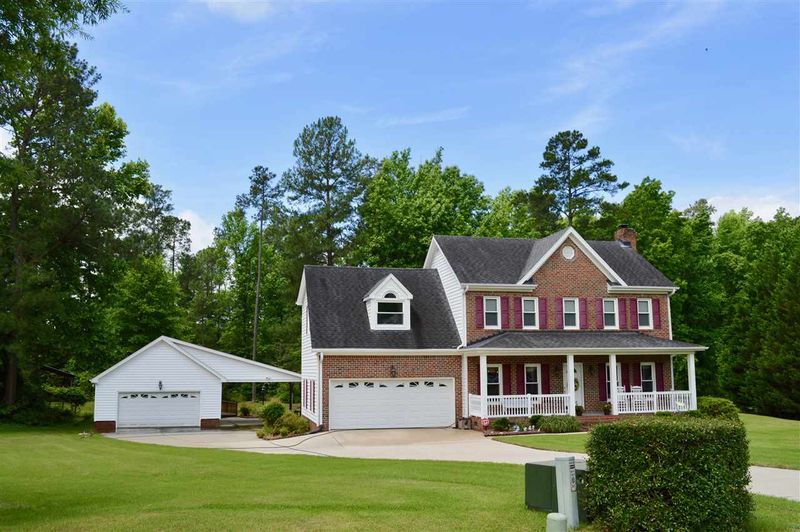 4404 Ravens Crest Ln, Raleigh, NC 27616