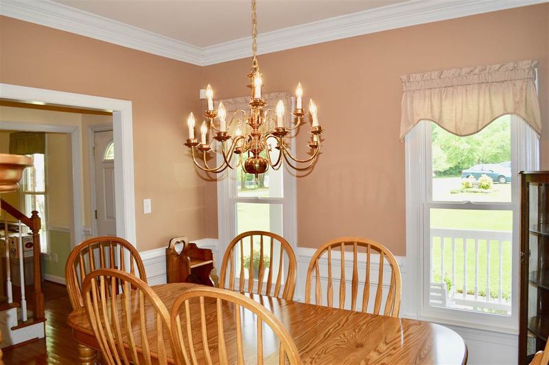 4404 Ravens Crest Ln, Raleigh, NC 27616