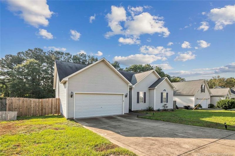 4404 Wavetree Dr, Fayetteville, NC 28306