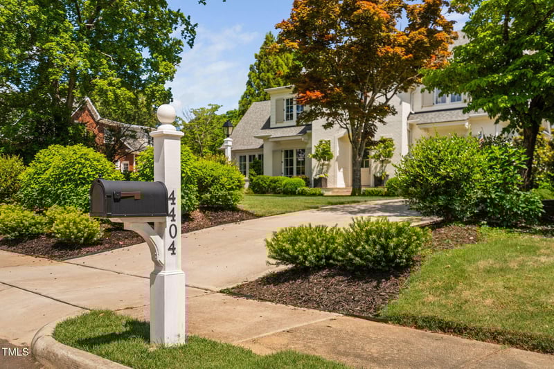 4404 Yadkin Dr, Raleigh, NC 27609