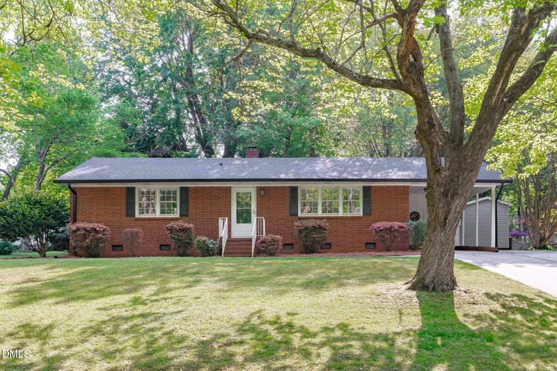 4405 Greenbrier Rd, Raleigh, NC 27603