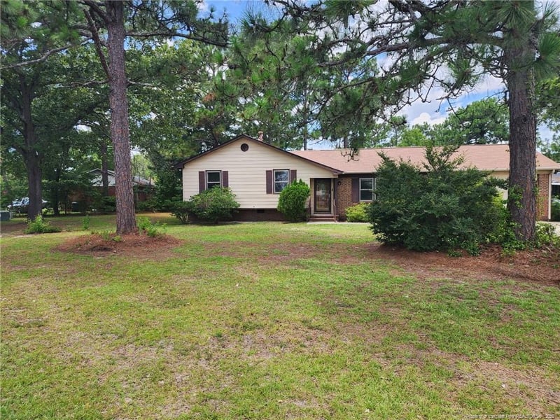 4405 Moonstone Ct, Fayetteville, NC 28301