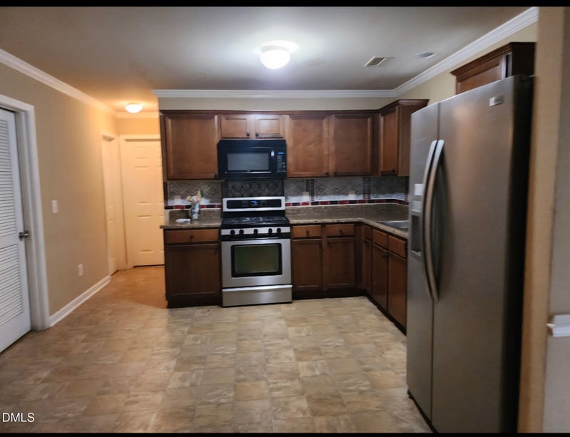 4405 Offshore Dr, Raleigh, NC 27610