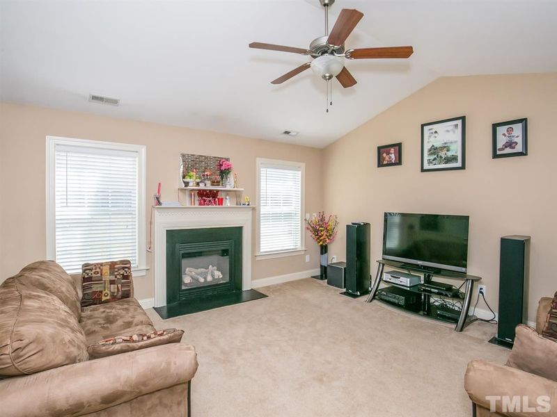 4405 Omaha Dr, Knightdale, NC 27545
