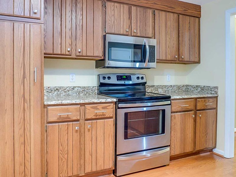4405 Sunburst Ct, Raleigh, NC 27613