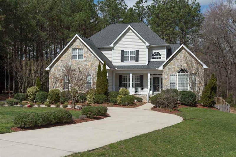 4405 Thistlehill Ct, Raleigh, NC 27616