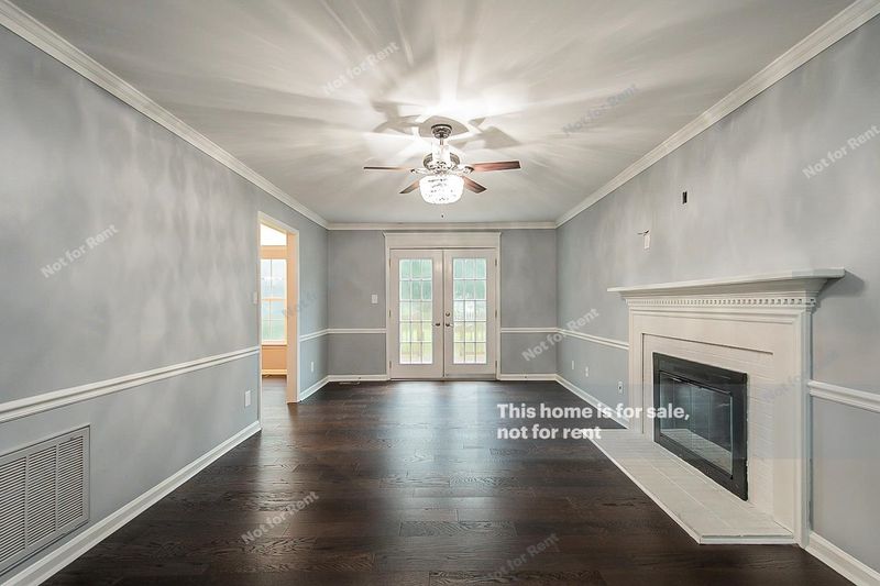 4405 Whisperwood Dr, Raleigh, NC 27616