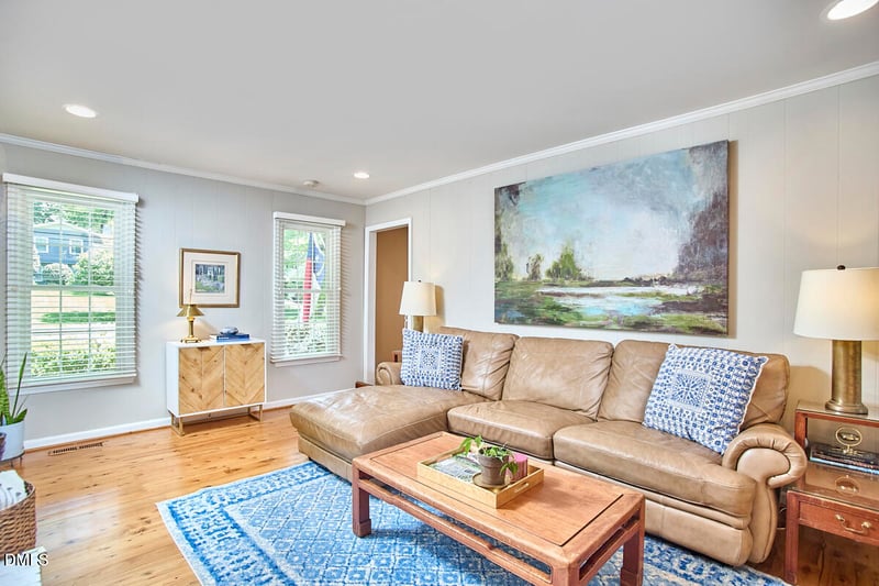 4409 Woodbury Dr, Raleigh, NC 27612