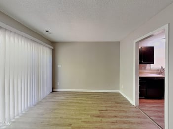 4409 Woodlawn Dr, Raleigh, NC 27616