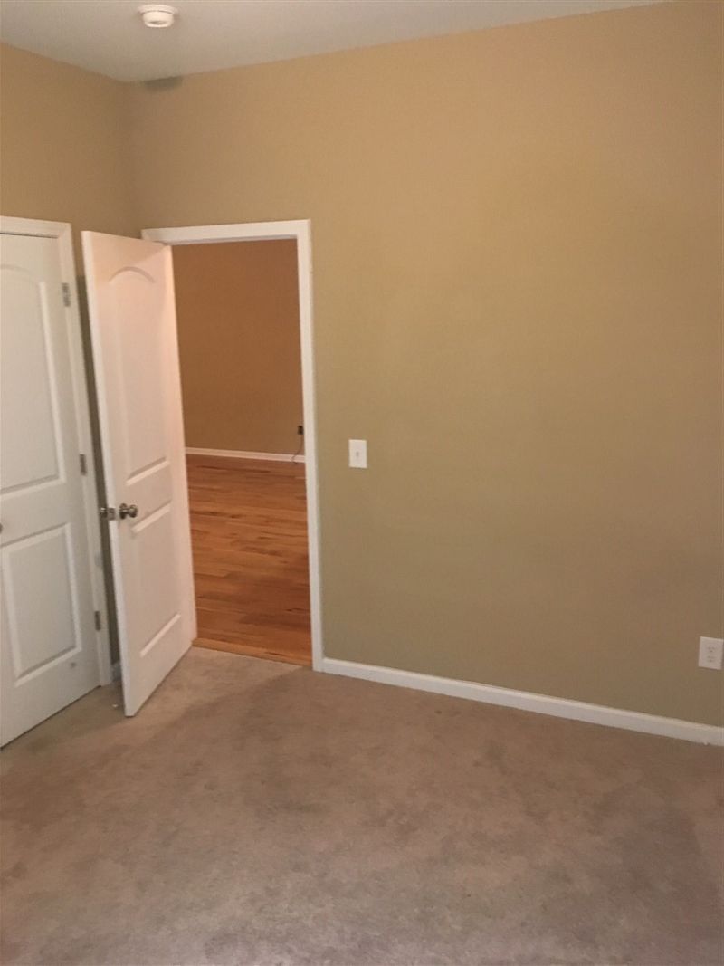 441-445 Mccauley St, Chapel Hill, NC 27516