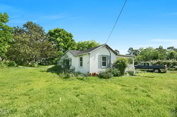 441 Cedar St, Henderson, NC 27536