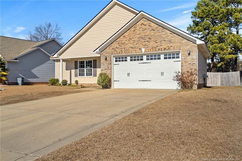 441 Derby Ln, Hope Mills, NC 28348