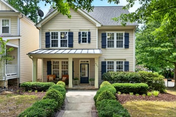 441 Marsh Landing Dr, Holly Springs, NC 27540