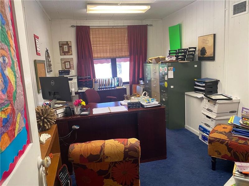 441 S Spring St, Burlington, NC 27215