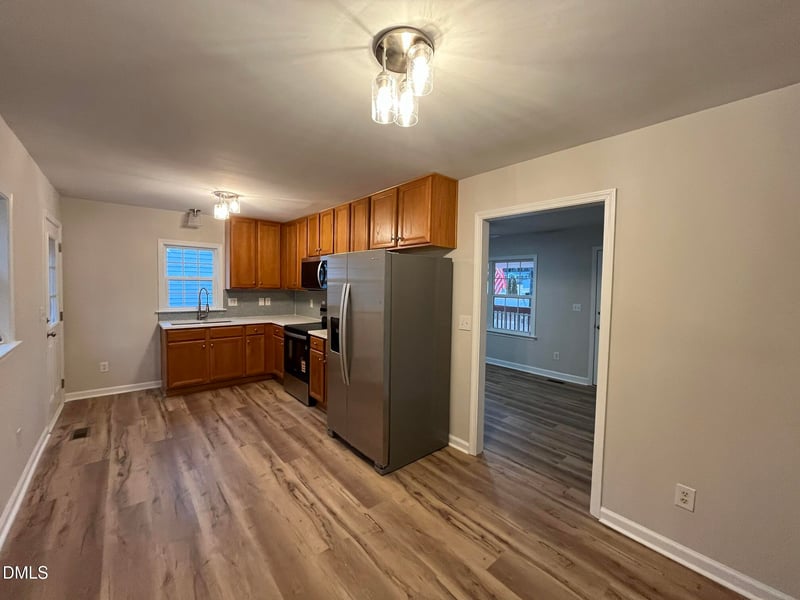 4410 Poplar Dr, Raleigh, NC 27610