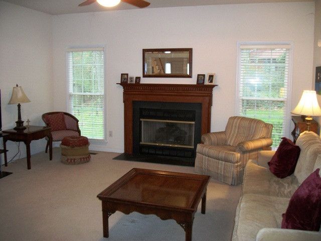 4410 Sun Valley Dr, Durham, NC 27707