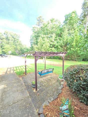 4411 Fairland Ct, Burlington, NC 27215