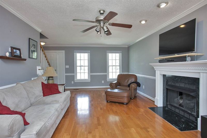 4412 Bartholomew Cir, Raleigh, NC 27604