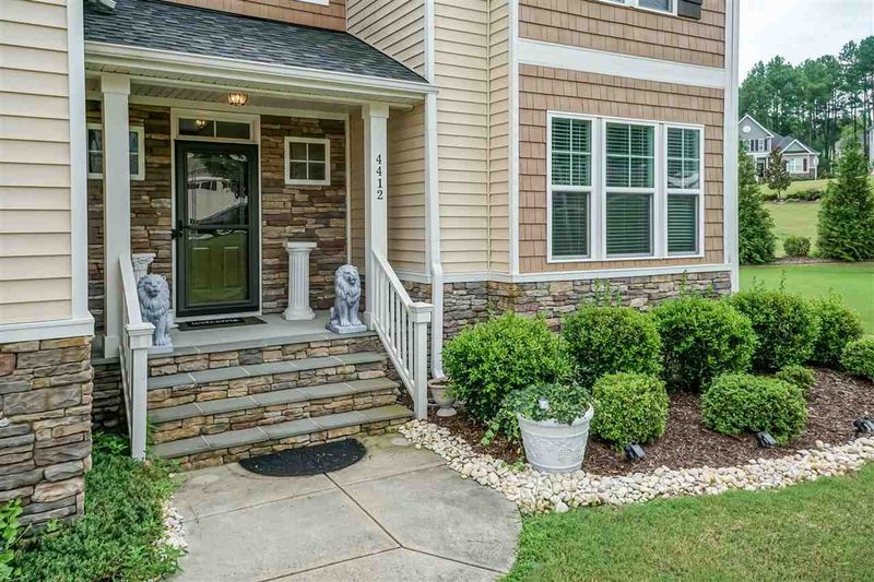 4412 Glengrove Rd, Raleigh, NC 27616