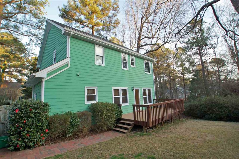 4412 Seaforth Ct, Raleigh, NC 27606