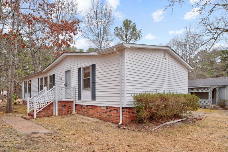4412 Yates Mill Pond Rd, Raleigh, NC 27606