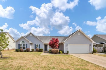 4413 Battle Forest Rd, Hope Mills, NC 28438
