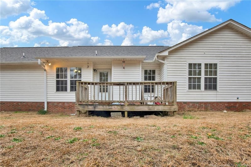 4413 Clifton Dr, Hope Mills, NC 28348