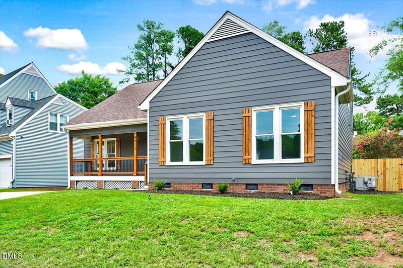 4413 Easthampton Dr, Raleigh, NC 27604